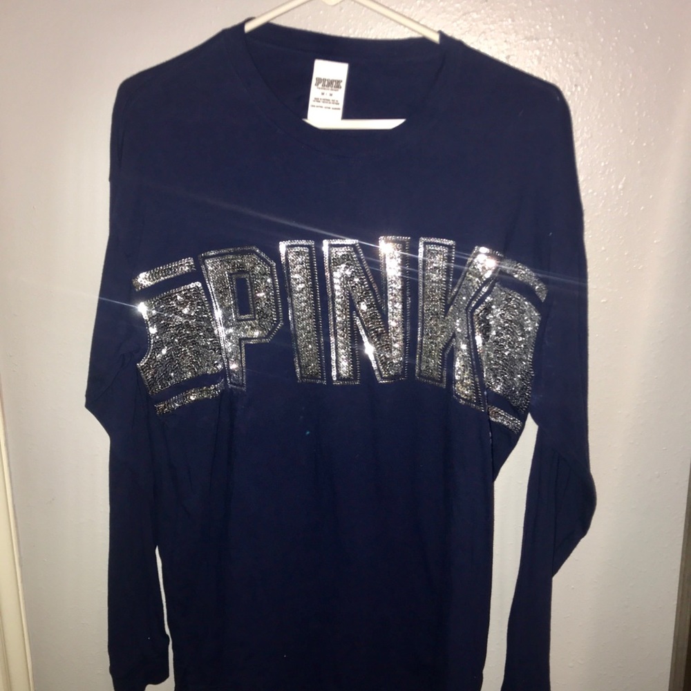 Long sleeve sequin VS shirt(NEVER WORN)